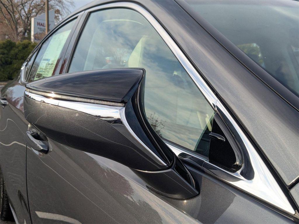 new 2025 Lexus ES 350 car, priced at $48,679