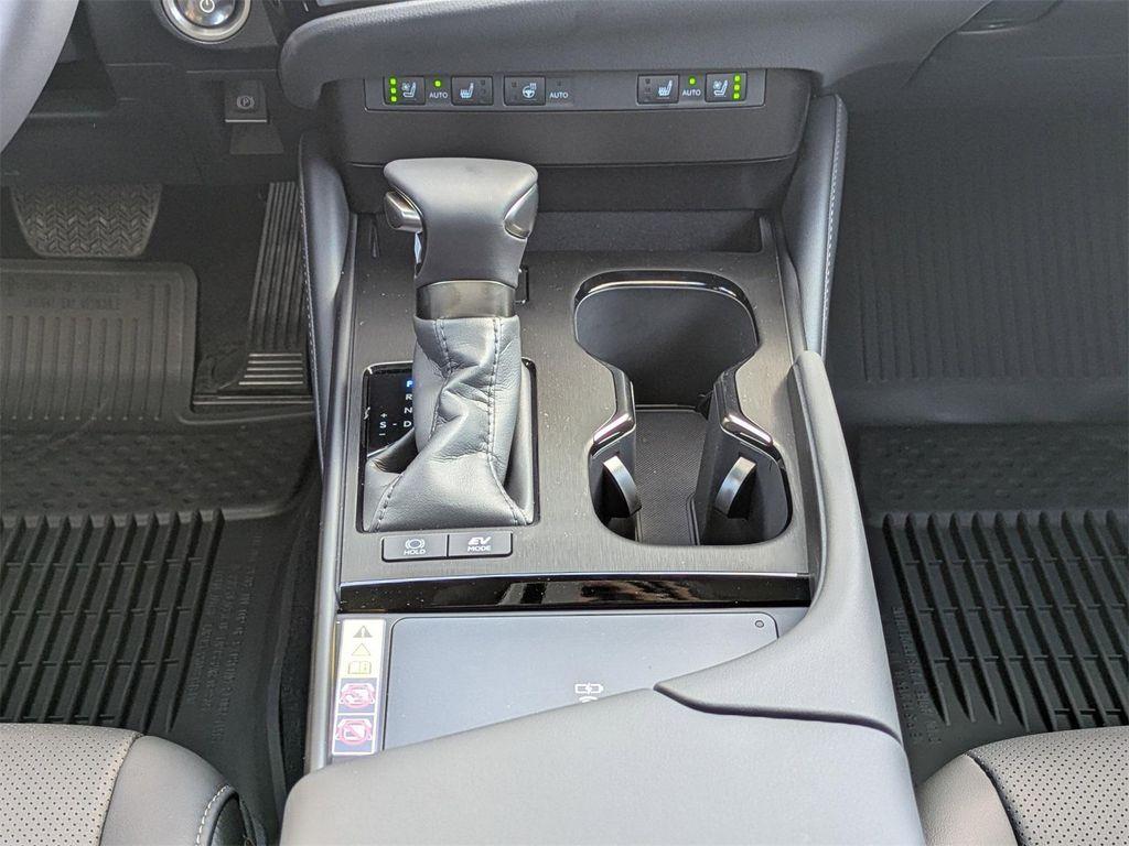 new 2025 Lexus ES 300h car, priced at $50,829