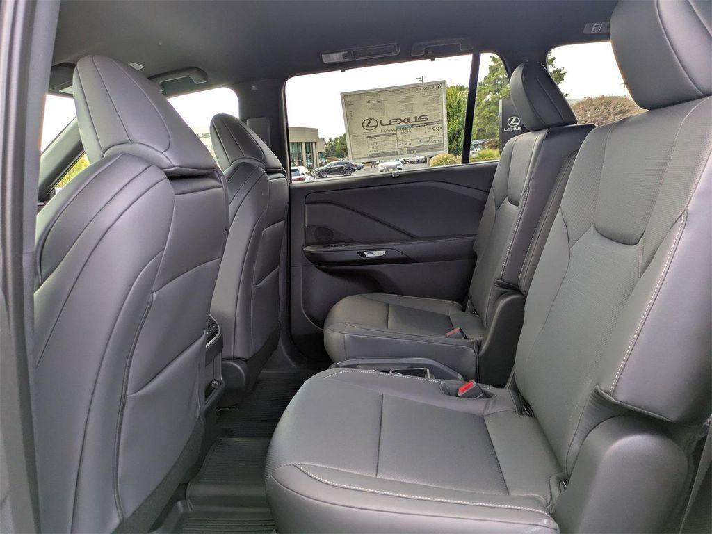 new 2025 Lexus TX 500h car, priced at $74,495