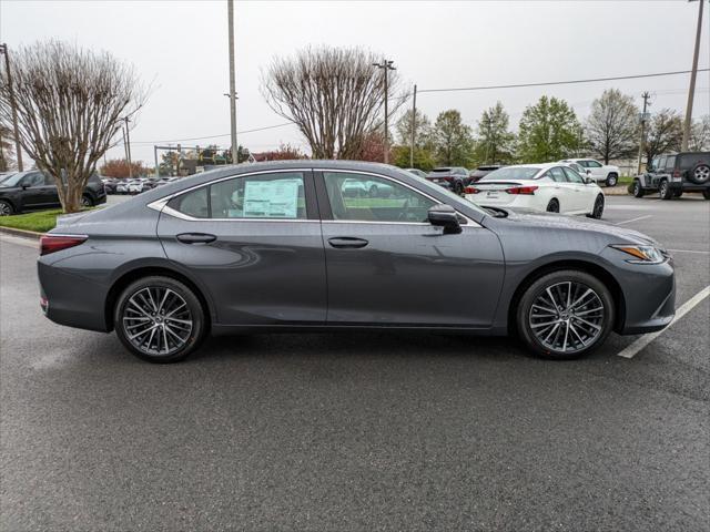 new 2024 Lexus ES 250 car, priced at $49,090