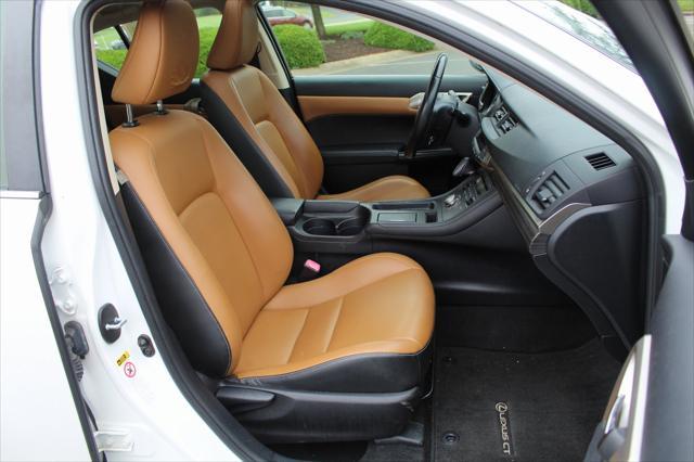 used 2015 Lexus CT 200h car, priced at $16,995
