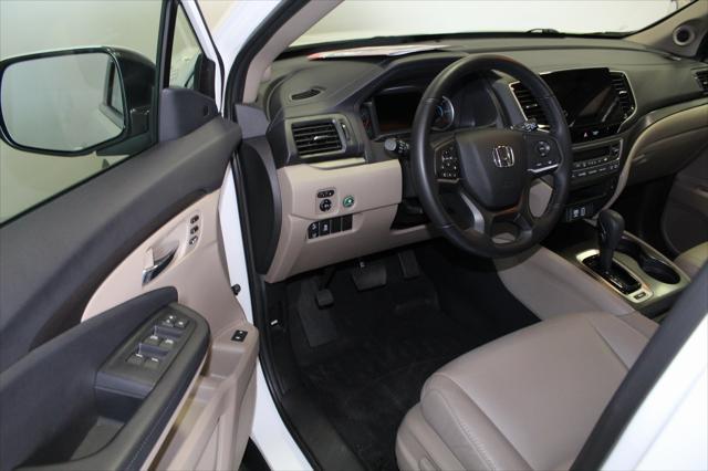 used 2020 Honda Pilot car, priced at $29,955