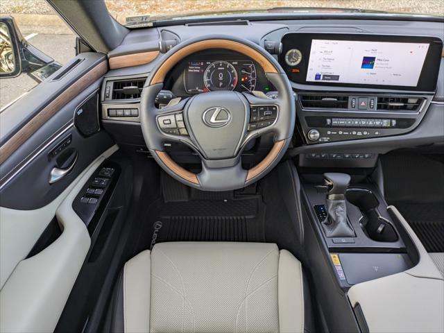 new 2025 Lexus ES 350 car, priced at $56,034