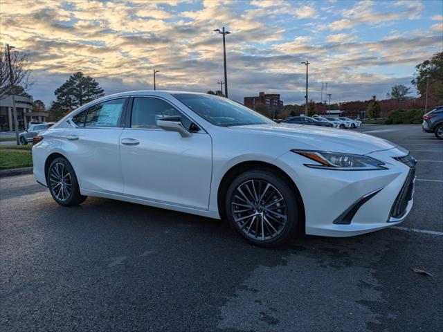 new 2025 Lexus ES 350 car, priced at $48,159