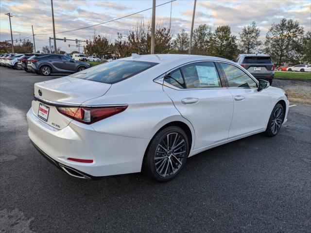 new 2025 Lexus ES 350 car, priced at $48,159