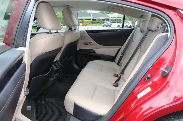 used 2019 Lexus ES 350 car, priced at $26,795