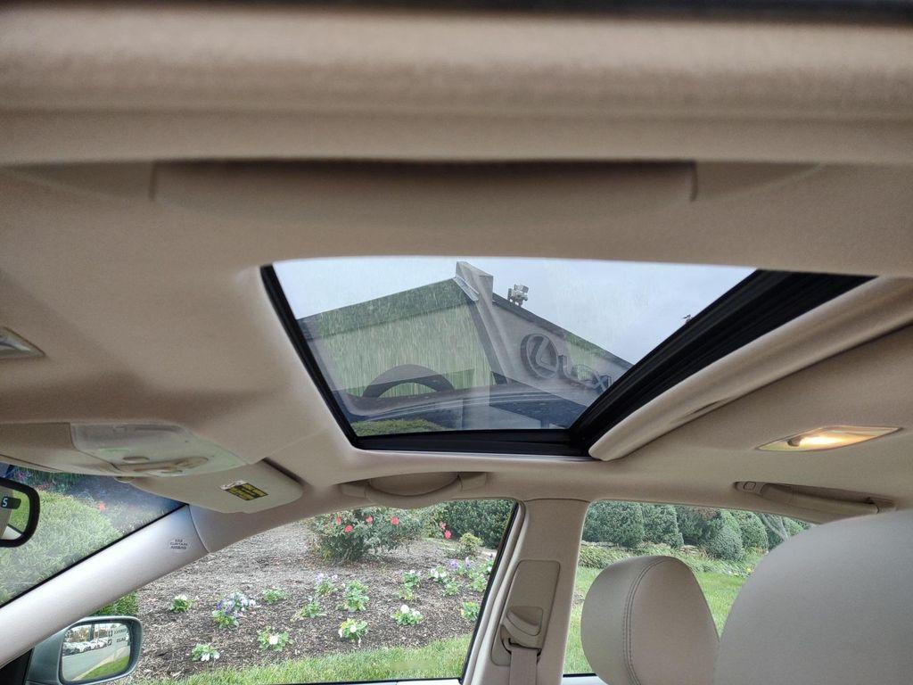 used 2004 Lexus ES 330 car, priced at $8,995