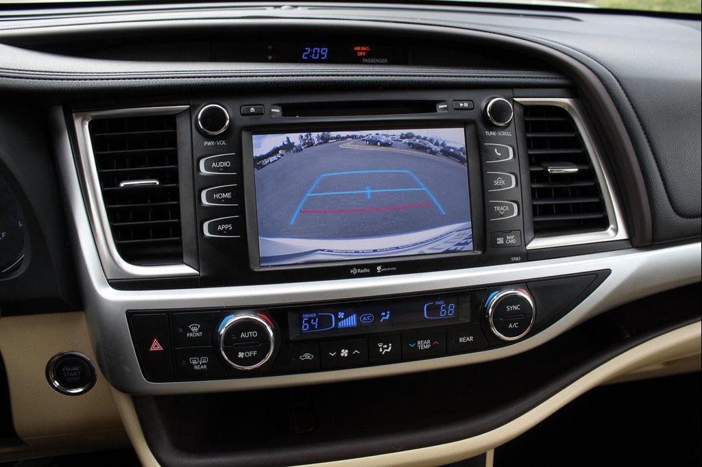 used 2015 Toyota Highlander car, priced at $17,755