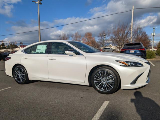 new 2025 Lexus ES 350 car, priced at $48,819