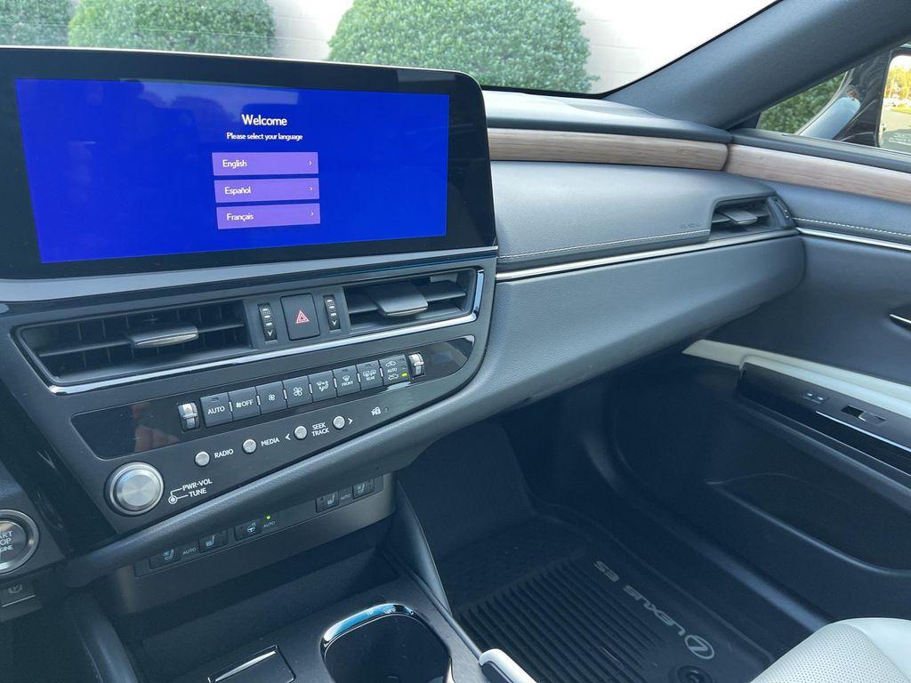 used 2025 Lexus ES 350 car, priced at $42,995