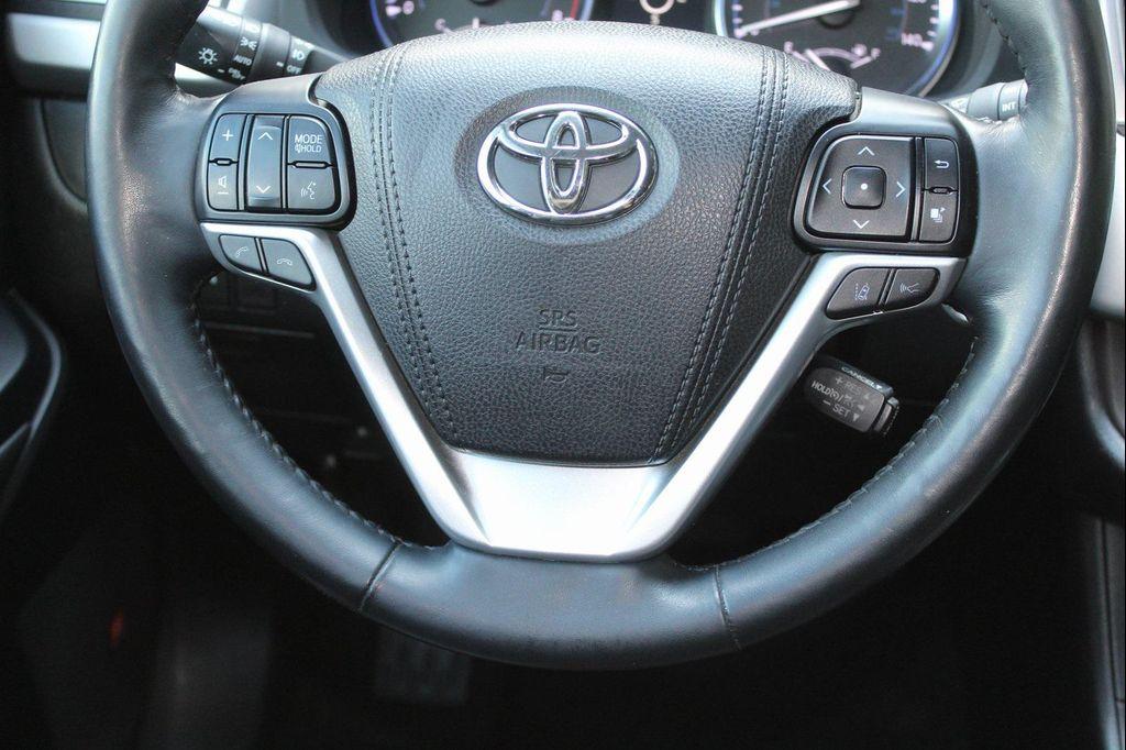 used 2018 Toyota Highlander car, priced at $26,355