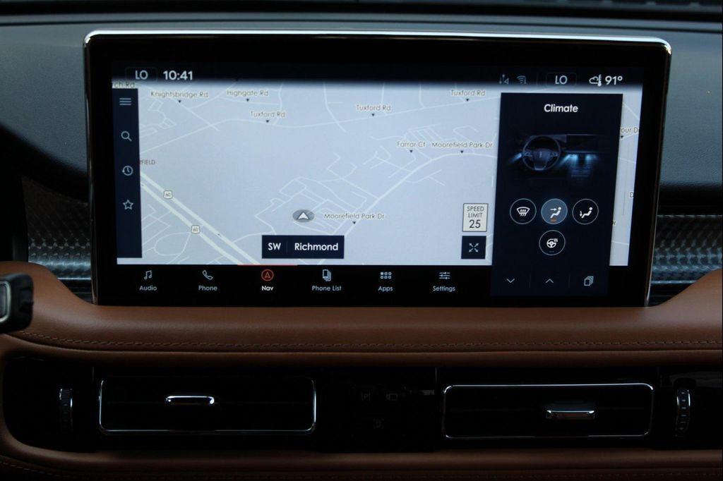 used 2022 Lincoln Nautilus car, priced at $31,997
