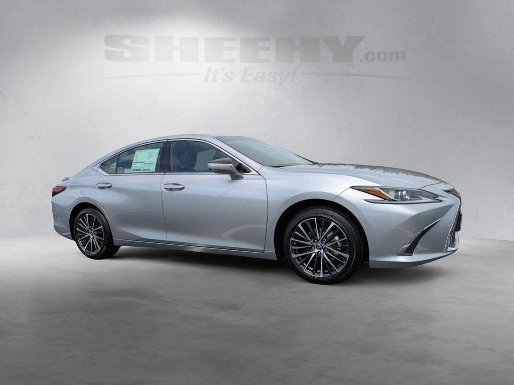 used 2025 Lexus ES 300h car, priced at $49,995