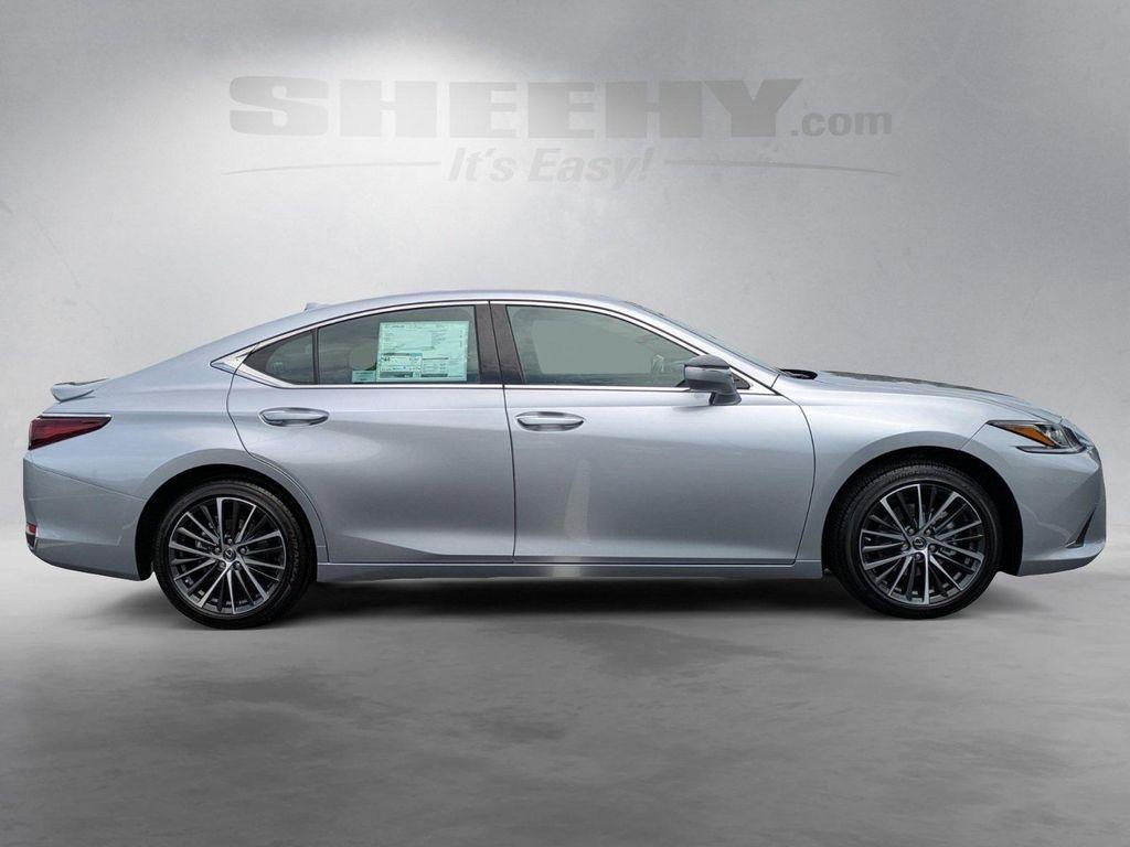 used 2025 Lexus ES 300h car, priced at $49,995