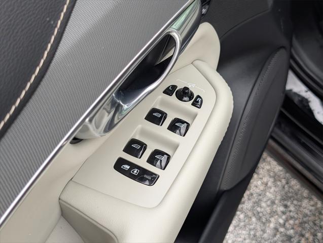 used 2022 Volvo XC90 Recharge Plug-In Hybrid car, priced at $51,995