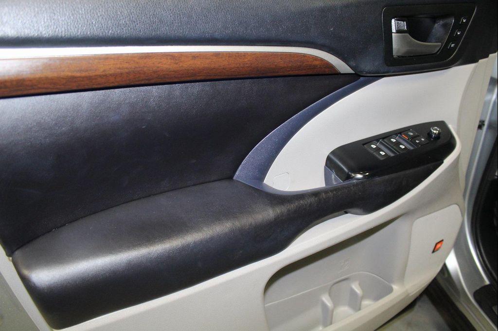 used 2016 Toyota Highlander car, priced at $20,995