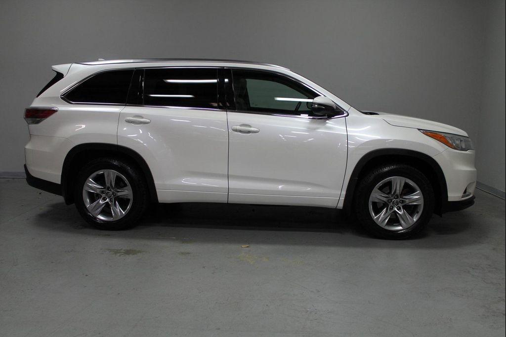 used 2016 Toyota Highlander car, priced at $19,995