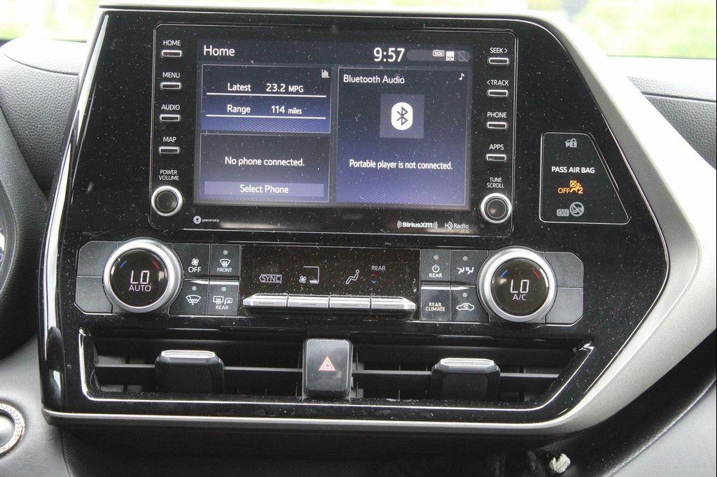 used 2020 Toyota Highlander car, priced at $22,995
