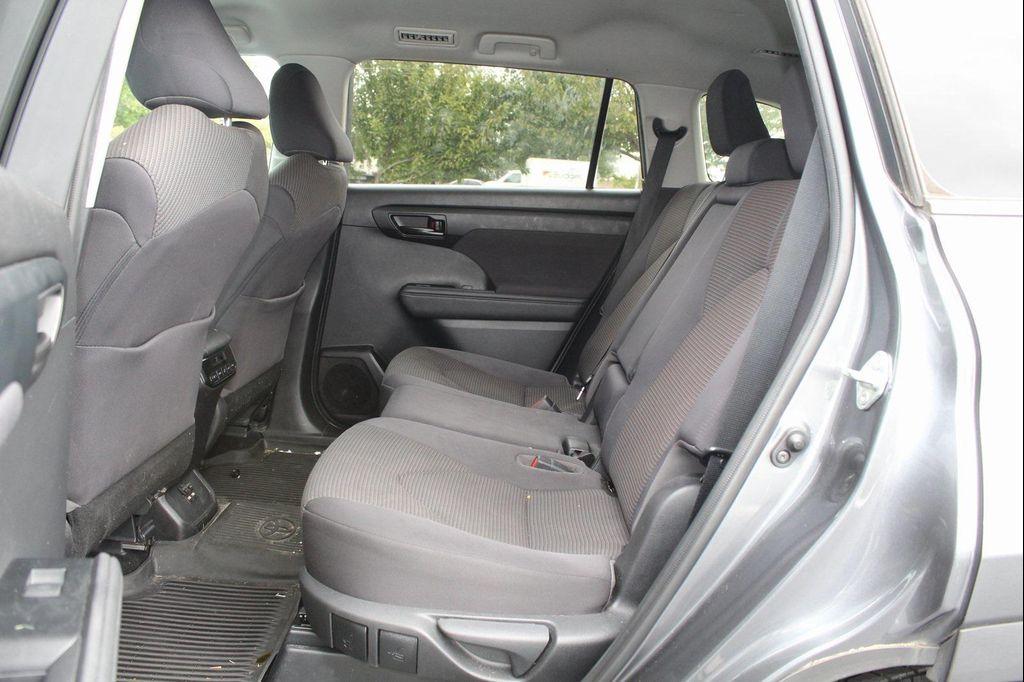 used 2020 Toyota Highlander car, priced at $22,995