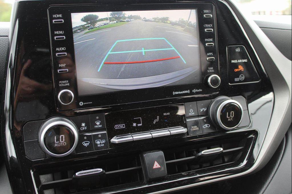 used 2020 Toyota Highlander car, priced at $22,995