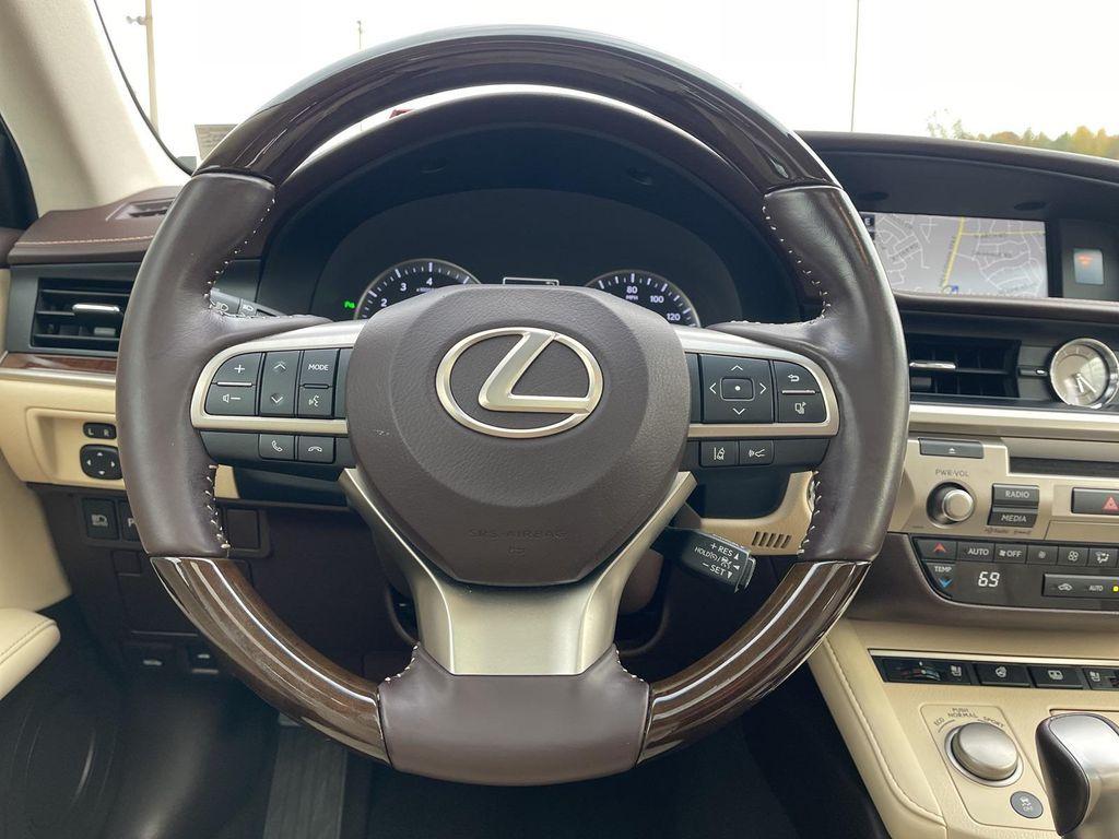 used 2017 Lexus ES 350 car, priced at $27,495