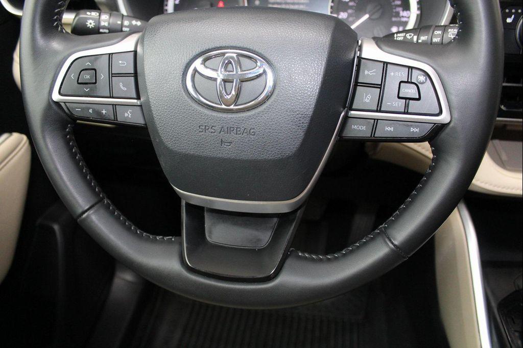 used 2024 Toyota Highlander car, priced at $39,555