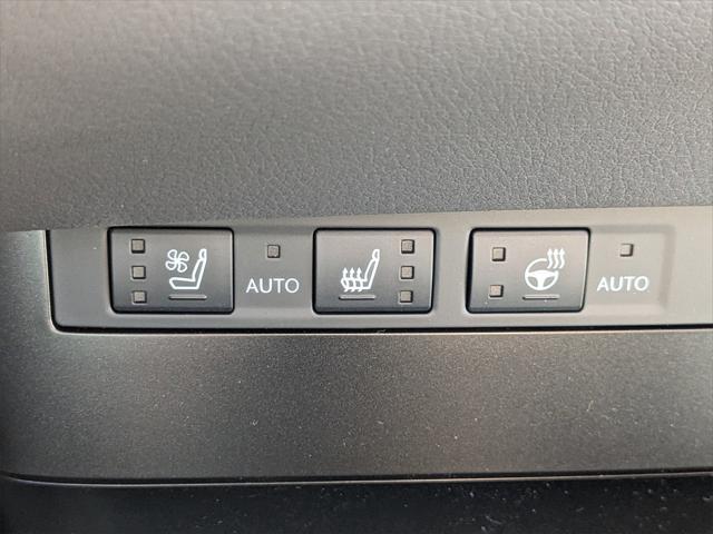 new 2025 Lexus ES 300h car, priced at $50,609