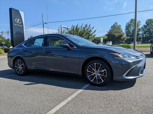 new 2025 Lexus ES 300h car, priced at $50,609