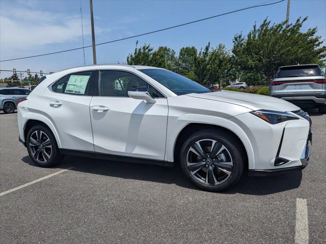 new 2025 Lexus UX 300h car, priced at $47,298