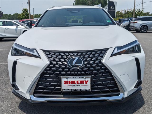new 2025 Lexus UX 300h car, priced at $47,298
