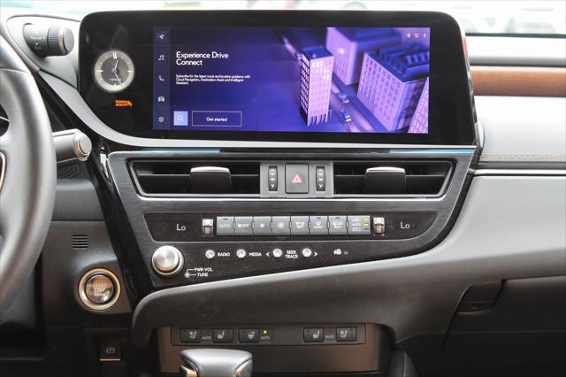 used 2025 Lexus ES 350 car, priced at $43,995