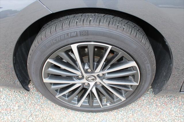 used 2025 Lexus ES 350 car, priced at $43,995