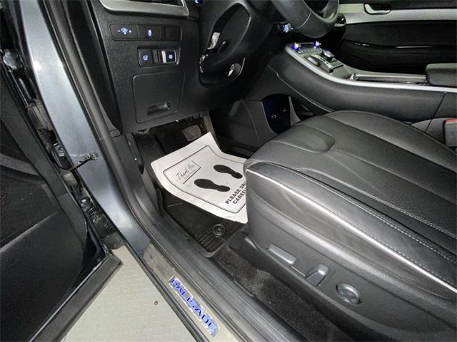 used 2025 Hyundai Palisade car, priced at $39,190