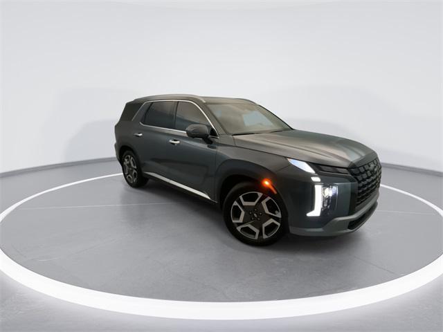 used 2025 Hyundai Palisade car, priced at $39,190