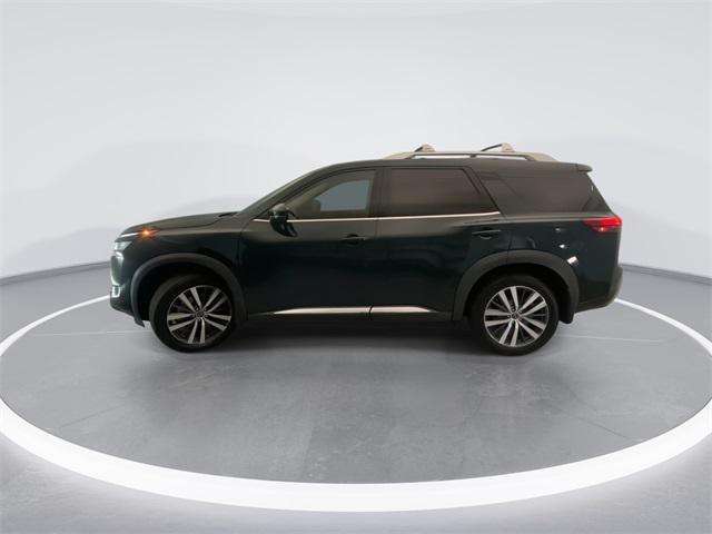 used 2022 Nissan Pathfinder car, priced at $31,294