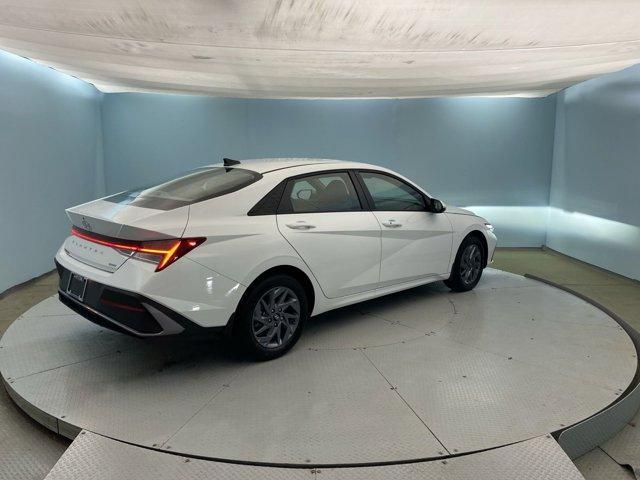 new 2024 Hyundai Elantra HEV car, priced at $27,435