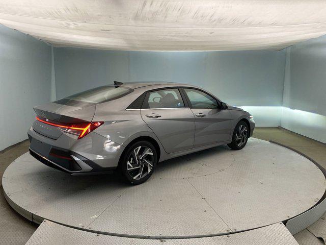 new 2025 Hyundai Elantra car, priced at $26,140