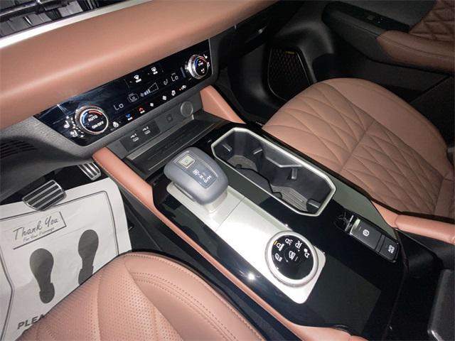 used 2025 Mitsubishi Outlander car, priced at $34,990