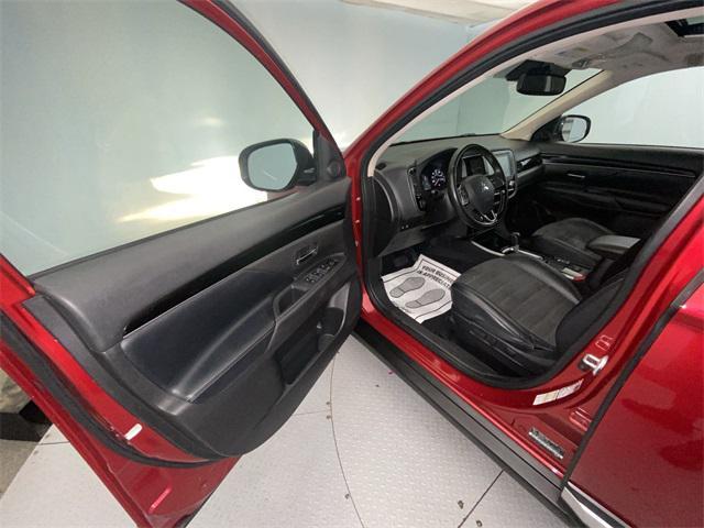 used 2020 Mitsubishi Outlander car, priced at $13,991