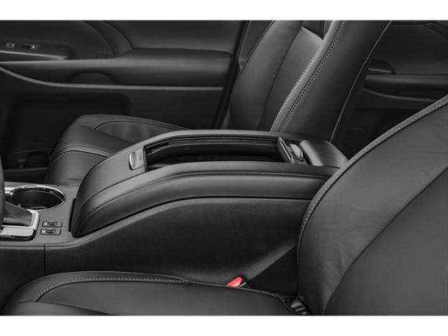 used 2019 Toyota Highlander car, priced at $27,490
