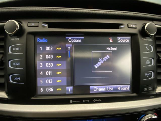 used 2019 Toyota Highlander car, priced at $27,490