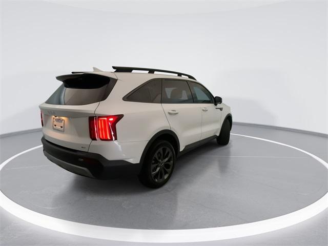 used 2023 Kia Sorento car, priced at $35,490