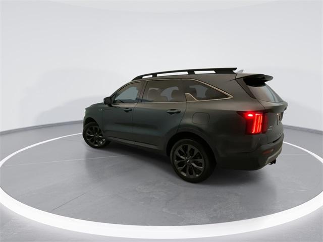 used 2021 Kia Sorento car, priced at $29,295