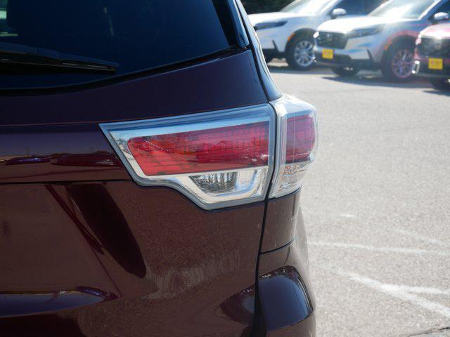 used 2015 Toyota Highlander car, priced at $22,998