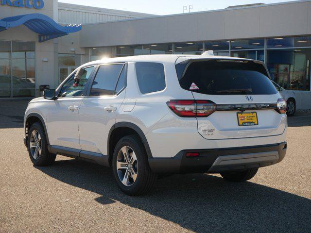 new 2025 Honda Pilot car, priced at $47,450