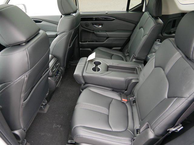 new 2025 Honda Pilot car, priced at $51,849