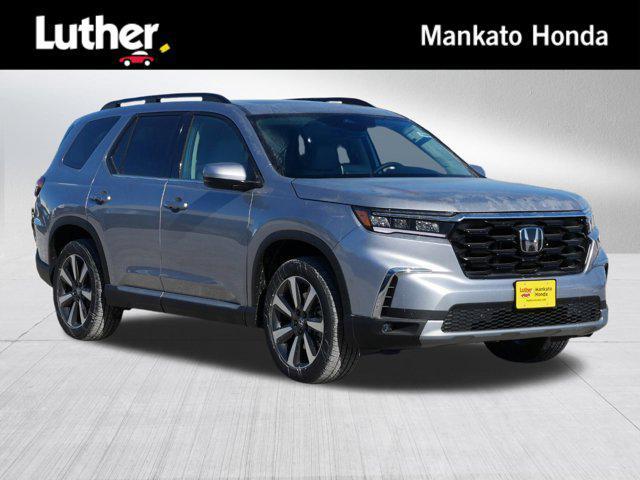 new 2025 Honda Pilot car, priced at $51,349