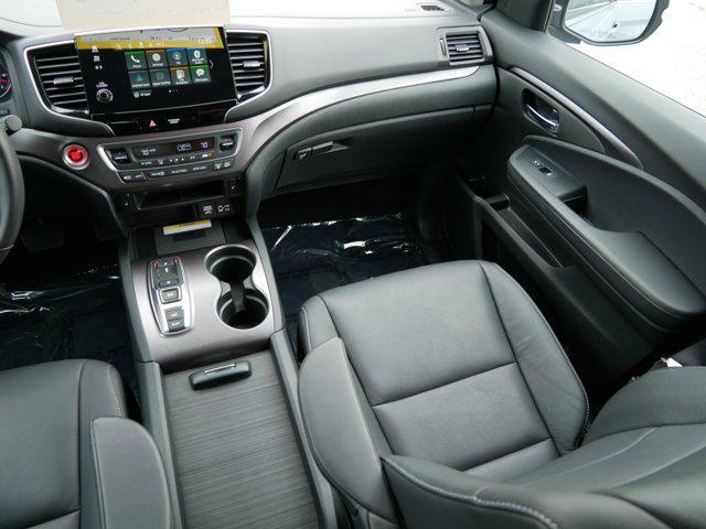 used 2022 Honda Pilot car, priced at $34,998