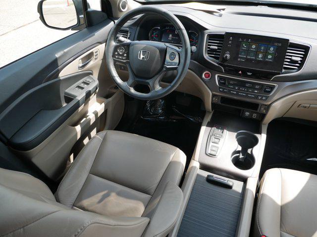 used 2022 Honda Pilot car, priced at $33,998