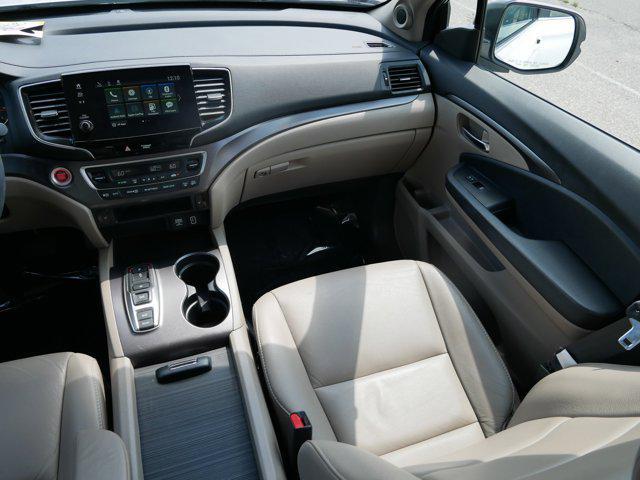 used 2022 Honda Pilot car, priced at $33,998